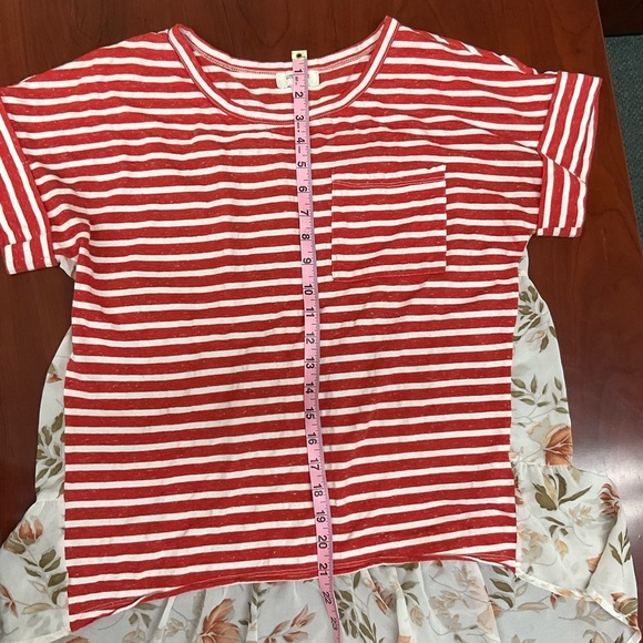 Umgee High/Low Top Red Striped Front Floral Sheer Back Blouse Women’s Size Small - Picture 8 of 11